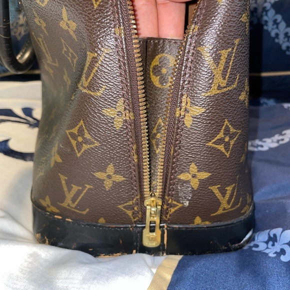 Authentic vintage LV - Picture 10 of 16